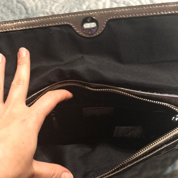 Purse - Picture 3 of 7